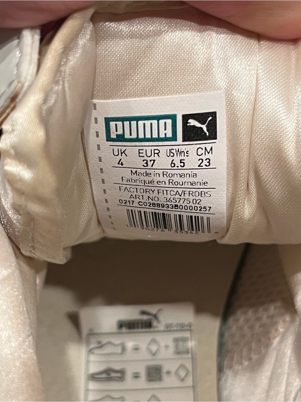 Authentic Fenty rhianna Puma Cream and Light Beige boots with box & velvet case. - Picture 6 of 12